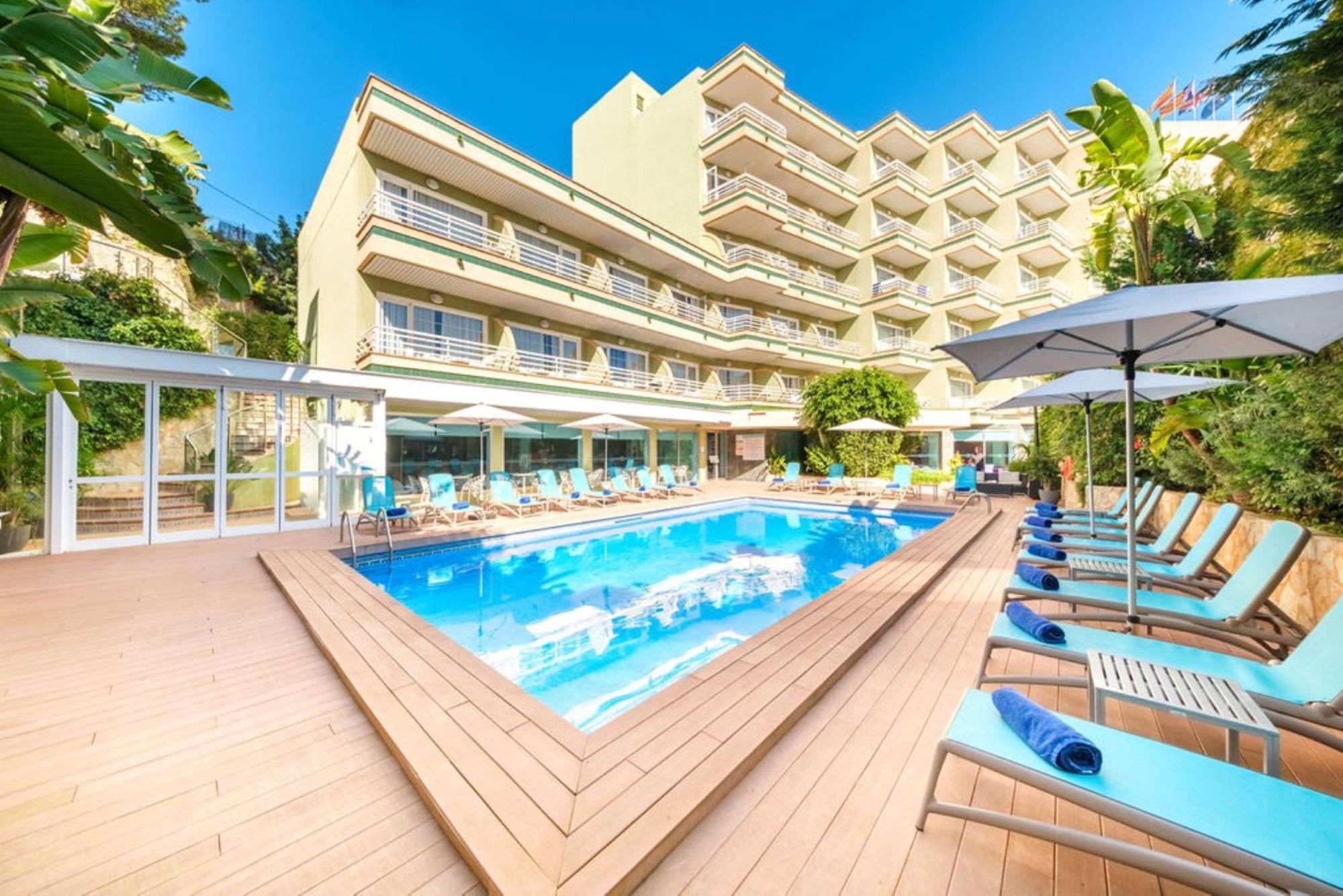 Hotel Agua Beach "Adults Only" Пальманова Екстер'єр фото